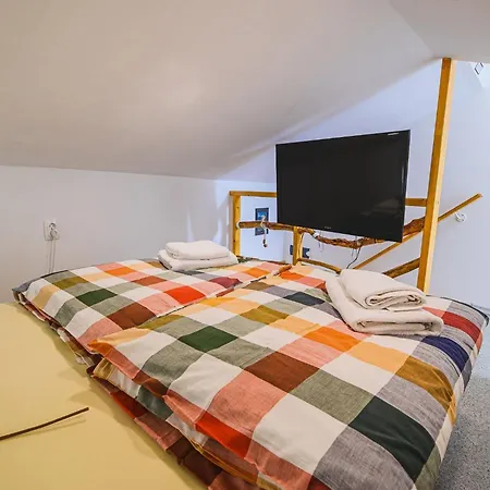 Sleek And Stylish With Sea View - Comfort Two Bedroom With Terrace Apartment Umag