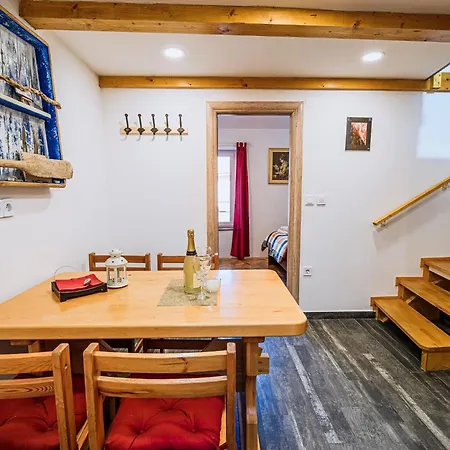 Sleek And Stylish With Sea View - Comfort Two Bedroom With Terrace Umag